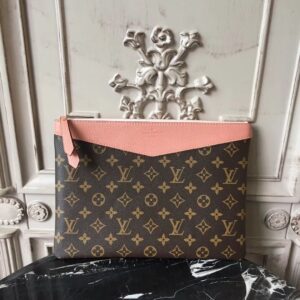 Louis Vuitton daily pouch Pink with monogram