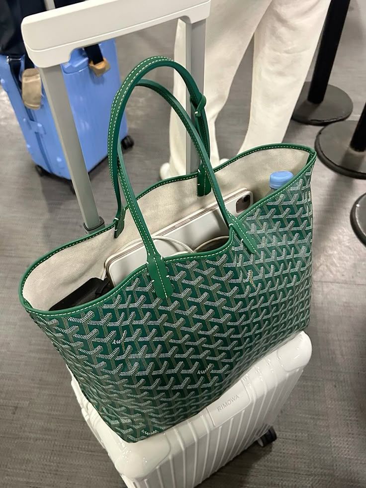 Goyard Green - Image 2