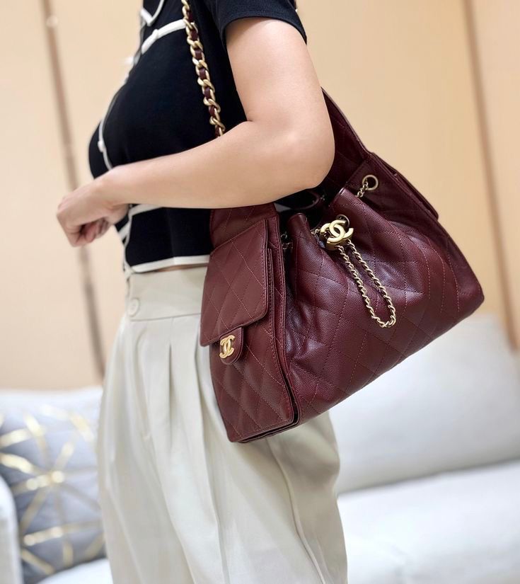 Chanel 25 Hobo bag Burgandy