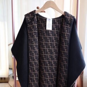 Fendi cape black