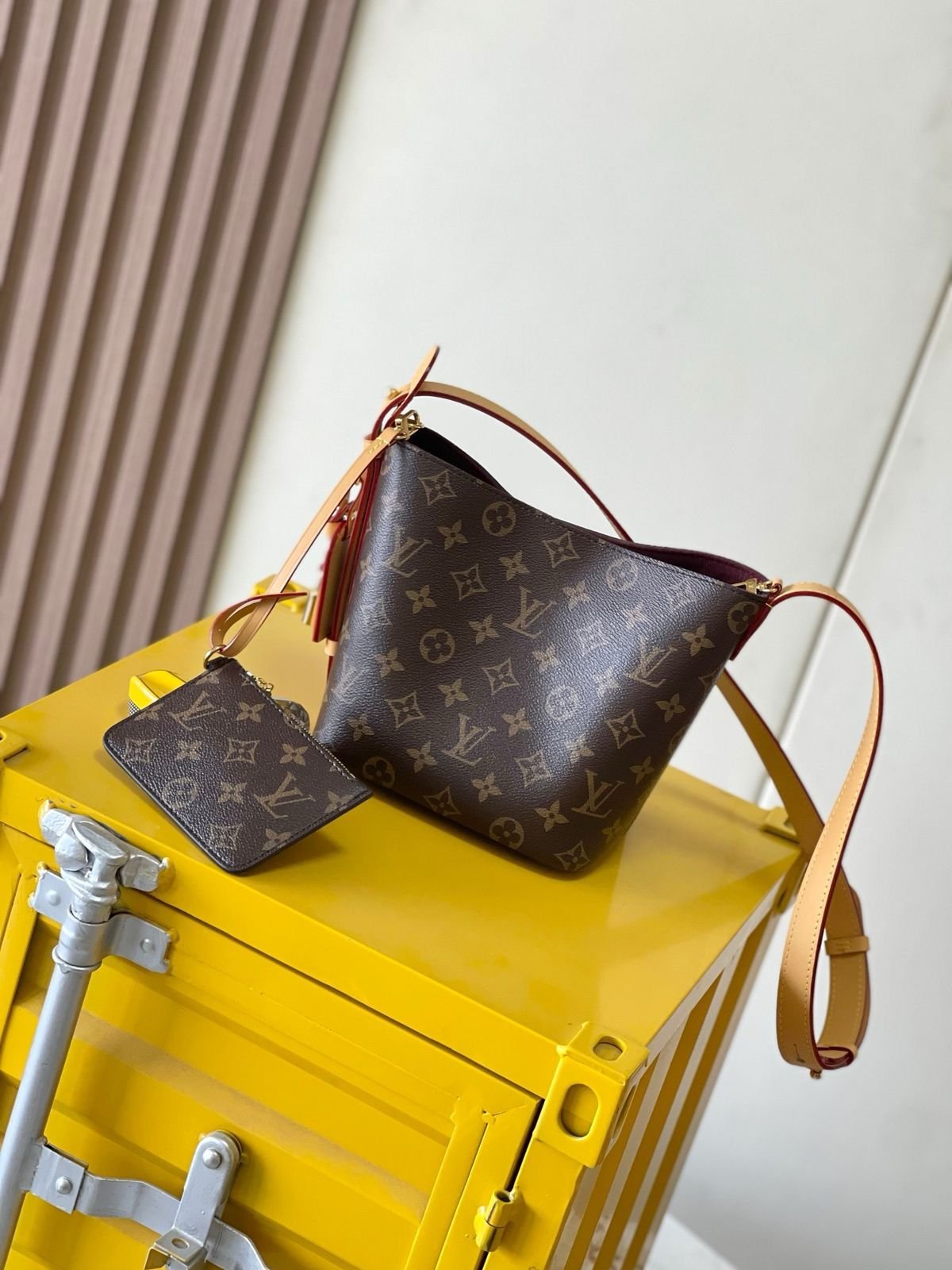 Louis Vuitton small monogram - Image 6