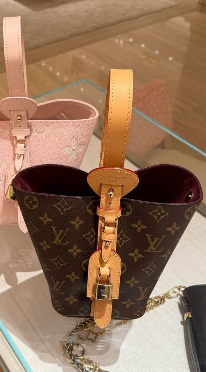 Louis Vuitton small monogram - Image 2