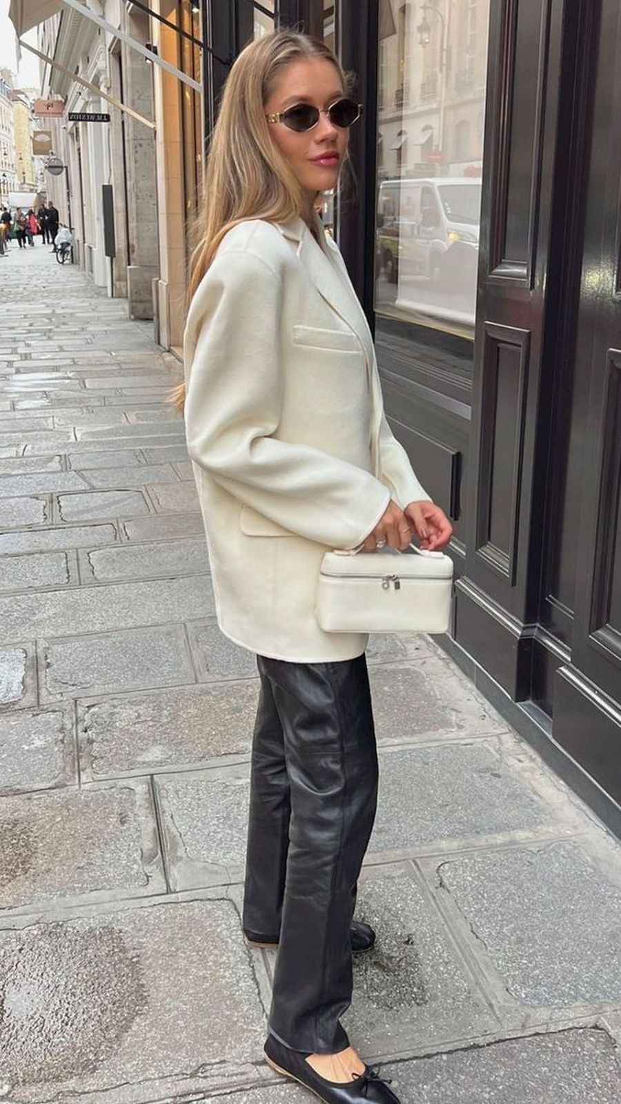 Loropiana white - Image 18