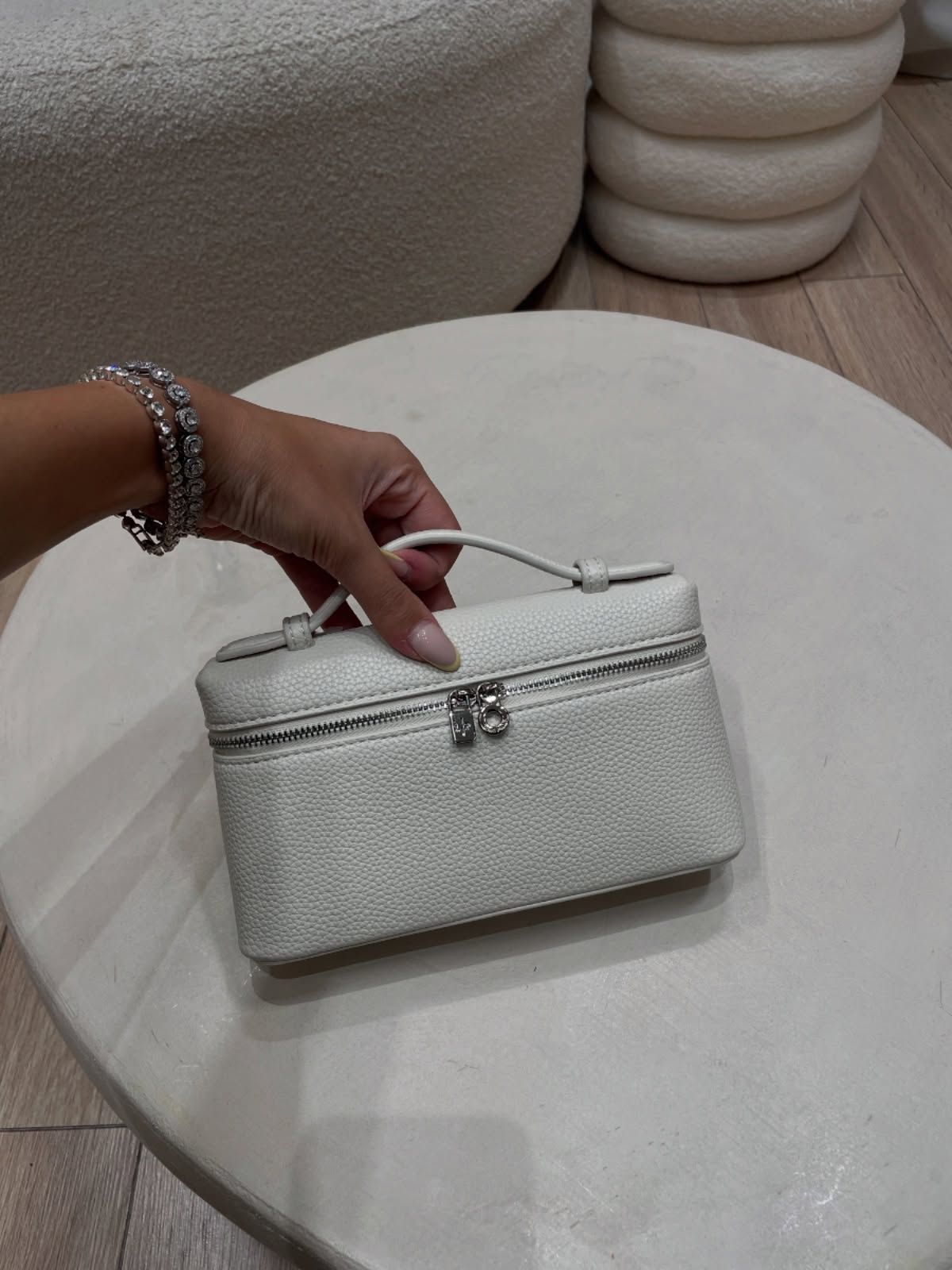 Loropiana white - Image 7