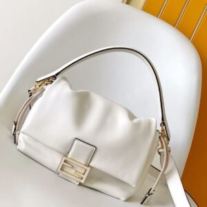 Fendi BAGUETTE SOFT MEDIUM White